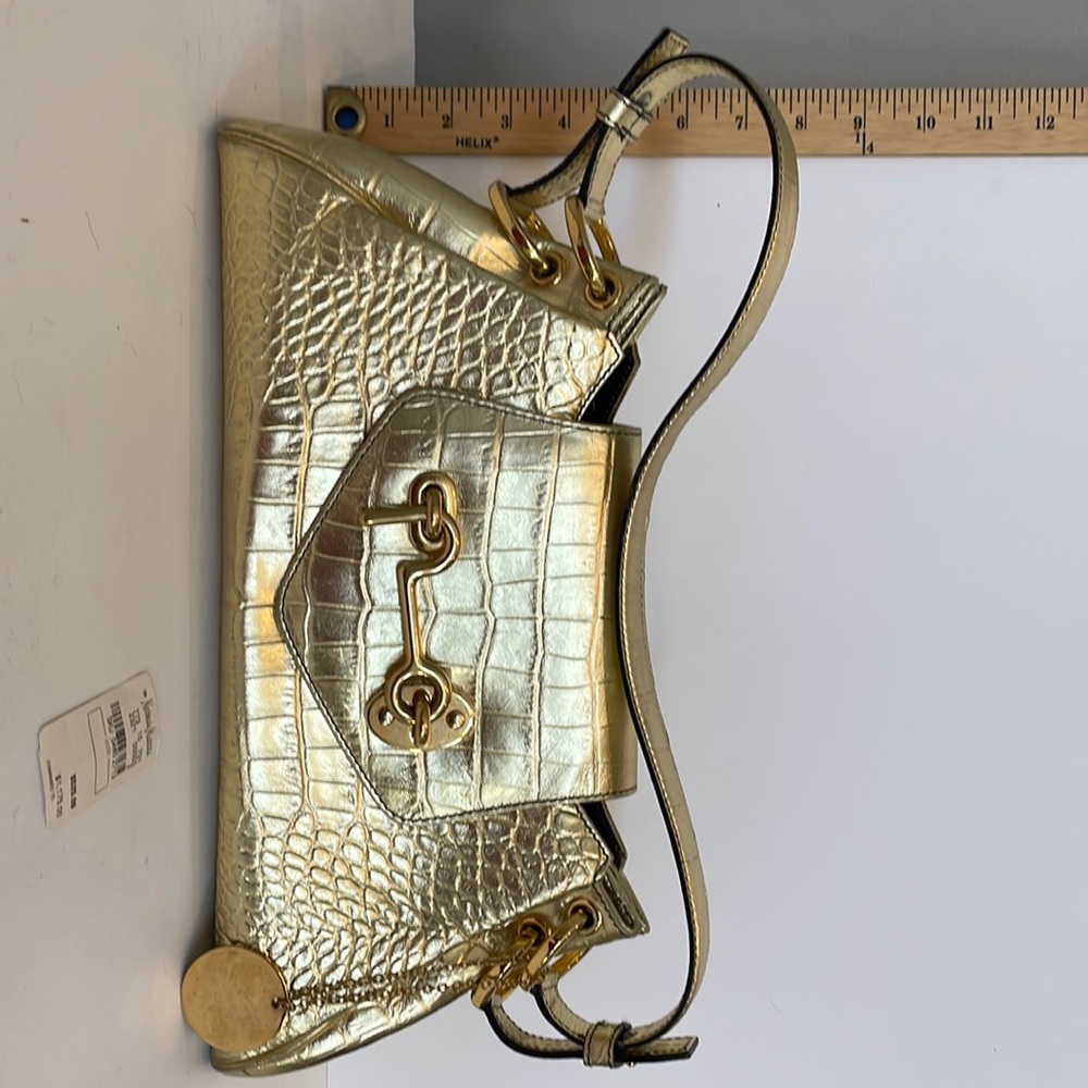 Beautiful gold handbag NWT